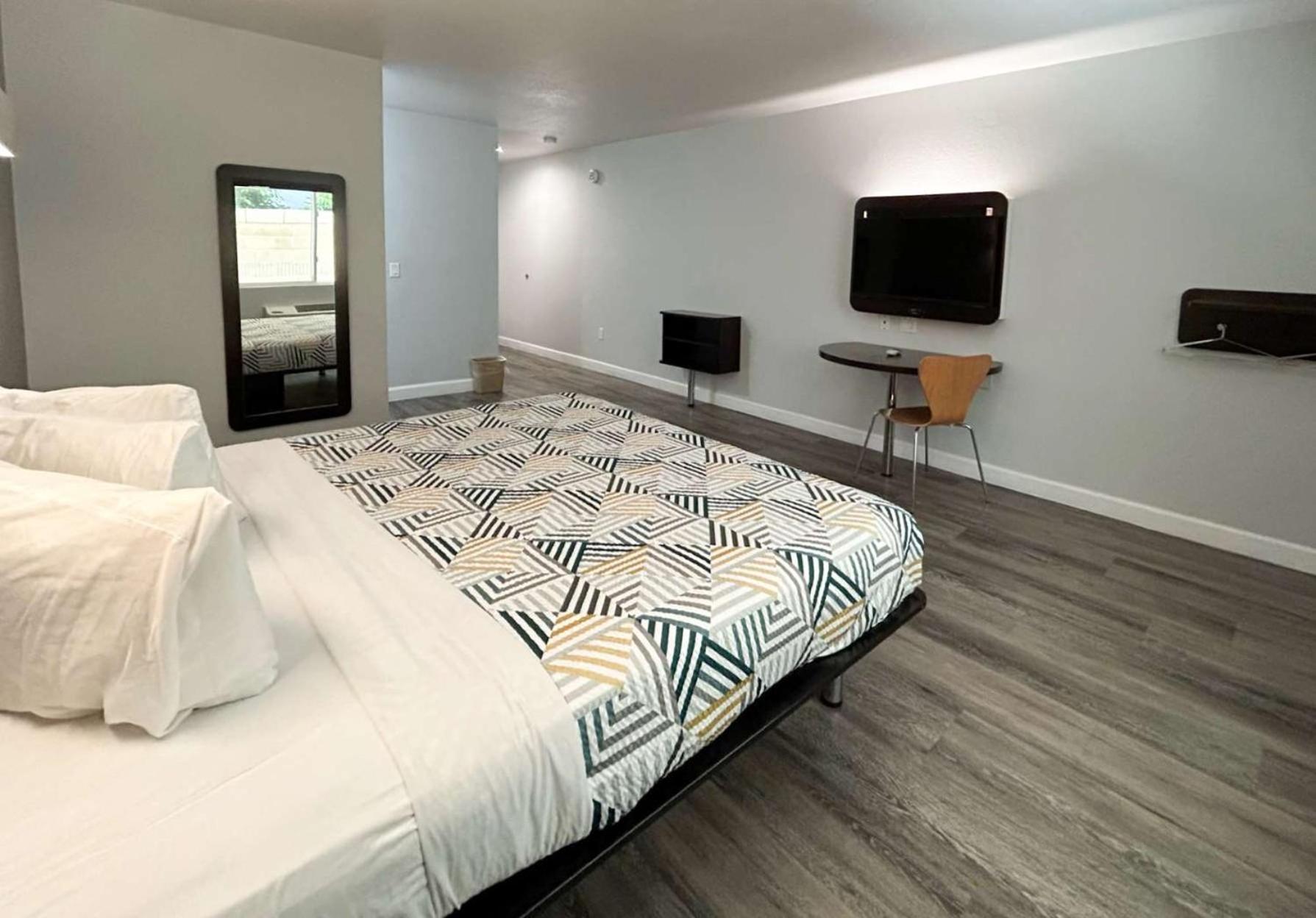 Motel 6-Anaheim, Ca Екстер'єр фото